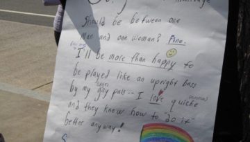 &Gamma;&iota;&alpha;&tau;ί &eta; &Epsilon;&kappa;&kappa;&lambda;&eta;&sigma;ί&alpha; &alpha;&rho;&nu;&epsilon;ί&tau;&alpha;&iota; &tau;&omicron;&nu; &omicron;&mu;ό&phi;&upsilon;&lambda;&omicron; &gamma;ά&mu;&omicron;;