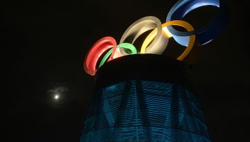 &Delta;&Omicron;&Epsilon;: &Tau;έ&lambda;&omicron;&sigmaf; &omicron;&iota; &tau;&rho;&alpha;&nu;&sigmaf; &alpha;&theta;&lambda;ή&tau;&rho;&iota;&epsilon;&sigmaf; &alpha;&pi;ό &tau;&eta; &gamma;&upsilon;&nu;&alpha;&iota;&kappa;&epsilon;ί&alpha; &kappa;&alpha;&tau;&eta;&gamma;&omicron;&rho;ί&alpha; &ndash; &Tau;&epsilon;&sigma;&tau; DNA &alpha;&pi;ό &tau;&omicron; &laquo;&Lambda;&omicron;&sigmaf; Ά&nu;&tau;&zeta;&epsilon;&lambda;&epsilon;&sigmaf; 2028&raquo;