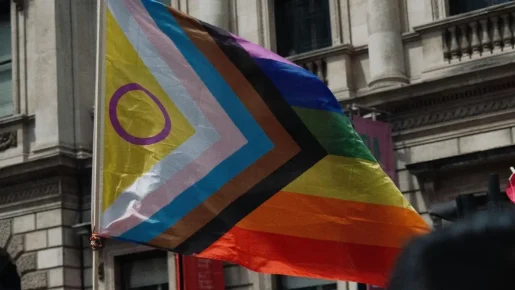loatki-to-Pride-in-London-apolii