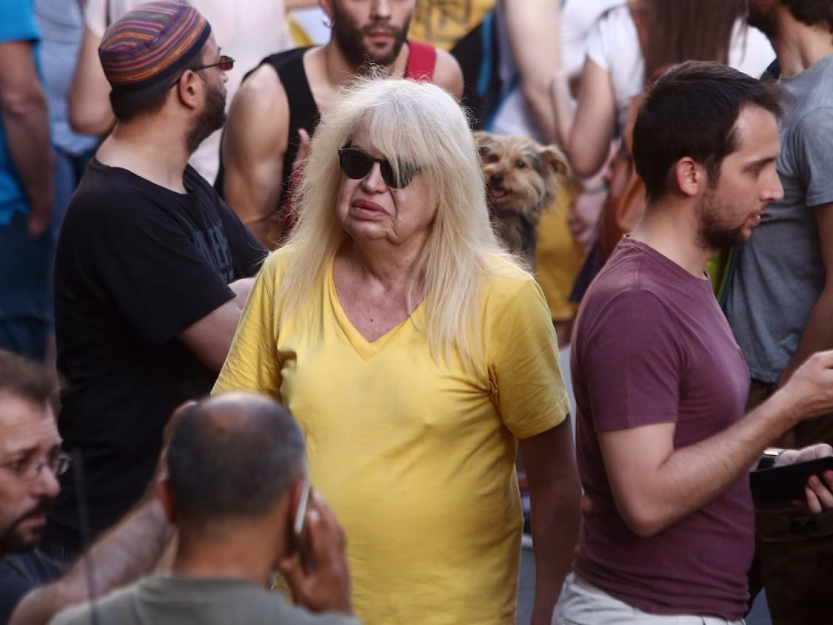 &Pi;ά&omicron;&lambda;&alpha; &Rho;&epsilon;&beta;&epsilon;&nu;&iota;ώ&tau;&eta;: &Tau;&omicron; &Sigma;ά&beta;&beta;&alpha;&tau;&omicron; &eta; &kappa;&eta;&delta;&epsilon;ί&alpha; &sigma;&tau;&iota;&sigmaf; 12:00 &sigma;&tau;&omicron; &Alpha;&rsquo; &Nu;&epsilon;&kappa;&rho;&omicron;&tau;&alpha;&phi;&epsilon;ί&omicron; &Alpha;&theta;&eta;&nu;ώ&nu; &ndash; &Tau;&Alpha; &Nu;&Epsilon;&Alpha;
